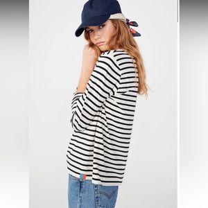 Kule ‘The Modern Long’ Cream and Navy Striped Long Sleeve TShirt Size XS NWT